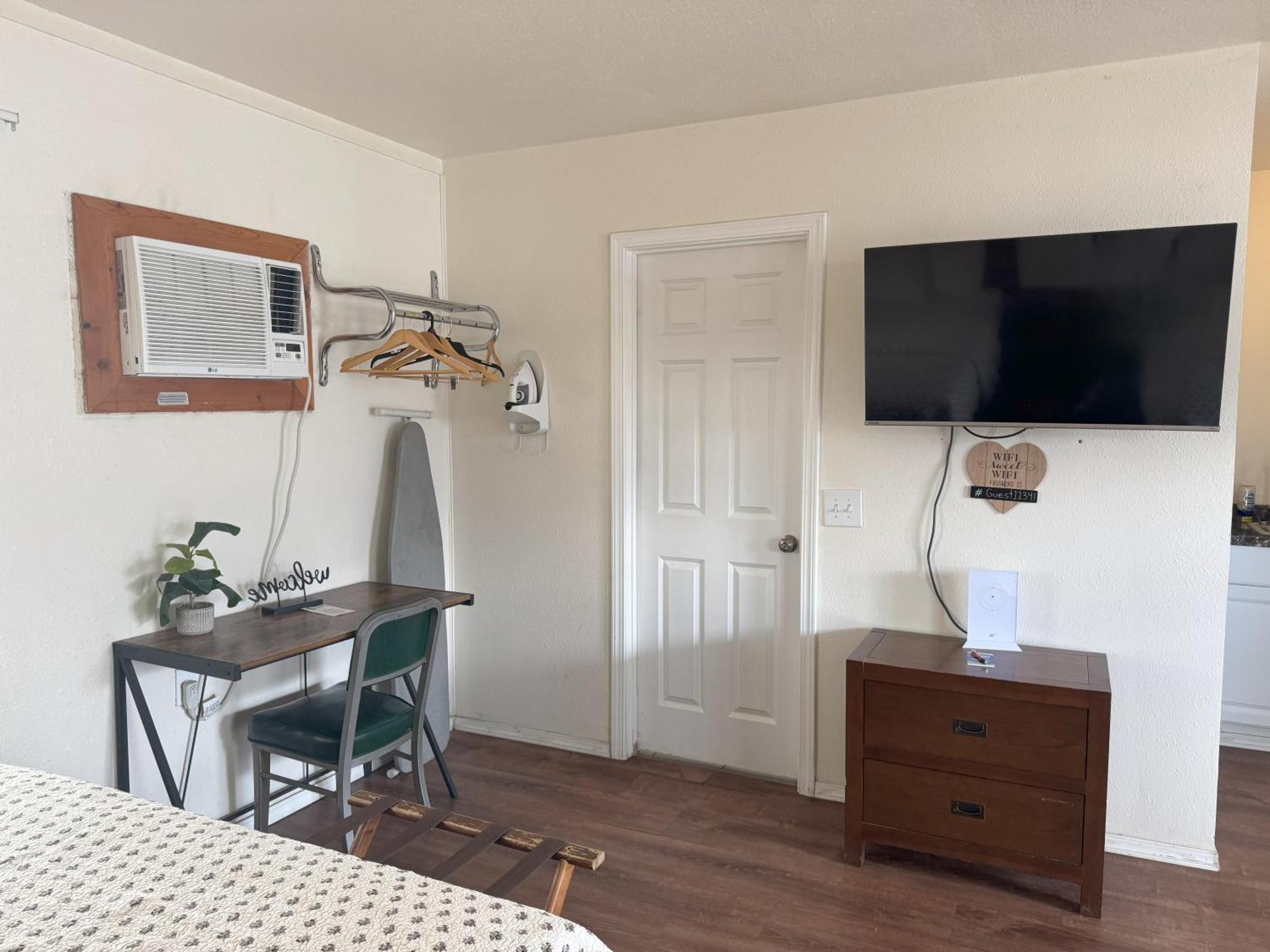 Lakeshore Lodge Wofford Heights Eksteriør billede